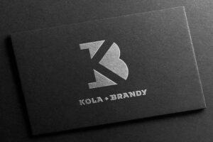 Kola+Brandy_Logotyp_mono